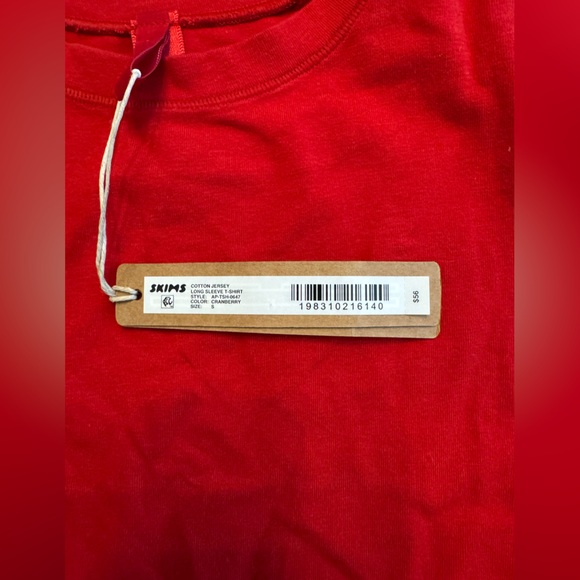 SKIMS COTTON JERSEY LONG SLEEVE T-SHIRT - Picture 5 of 10